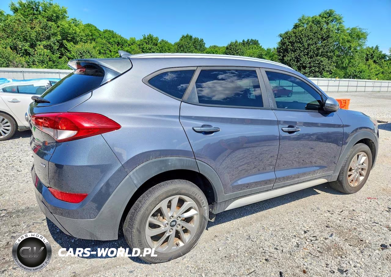 2018 Hyundai Tucson Sel VIN:KM8J3CA43JU642801 - 3