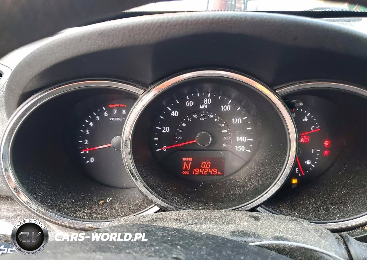 2013 Kia Sorento Lx VIN:5XYKTCA64DG343057 - 9
