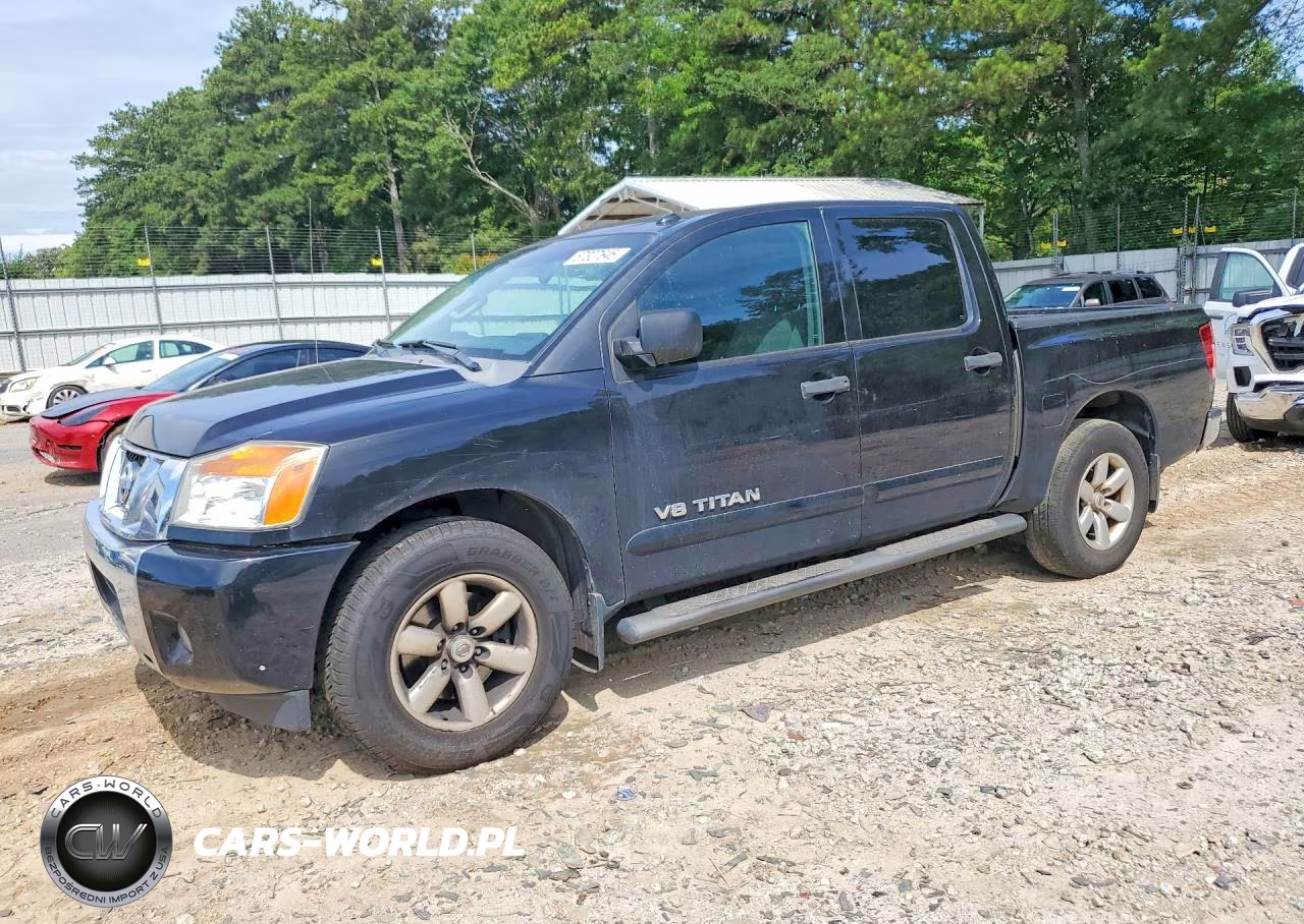 2014 Nissan Titan Sv