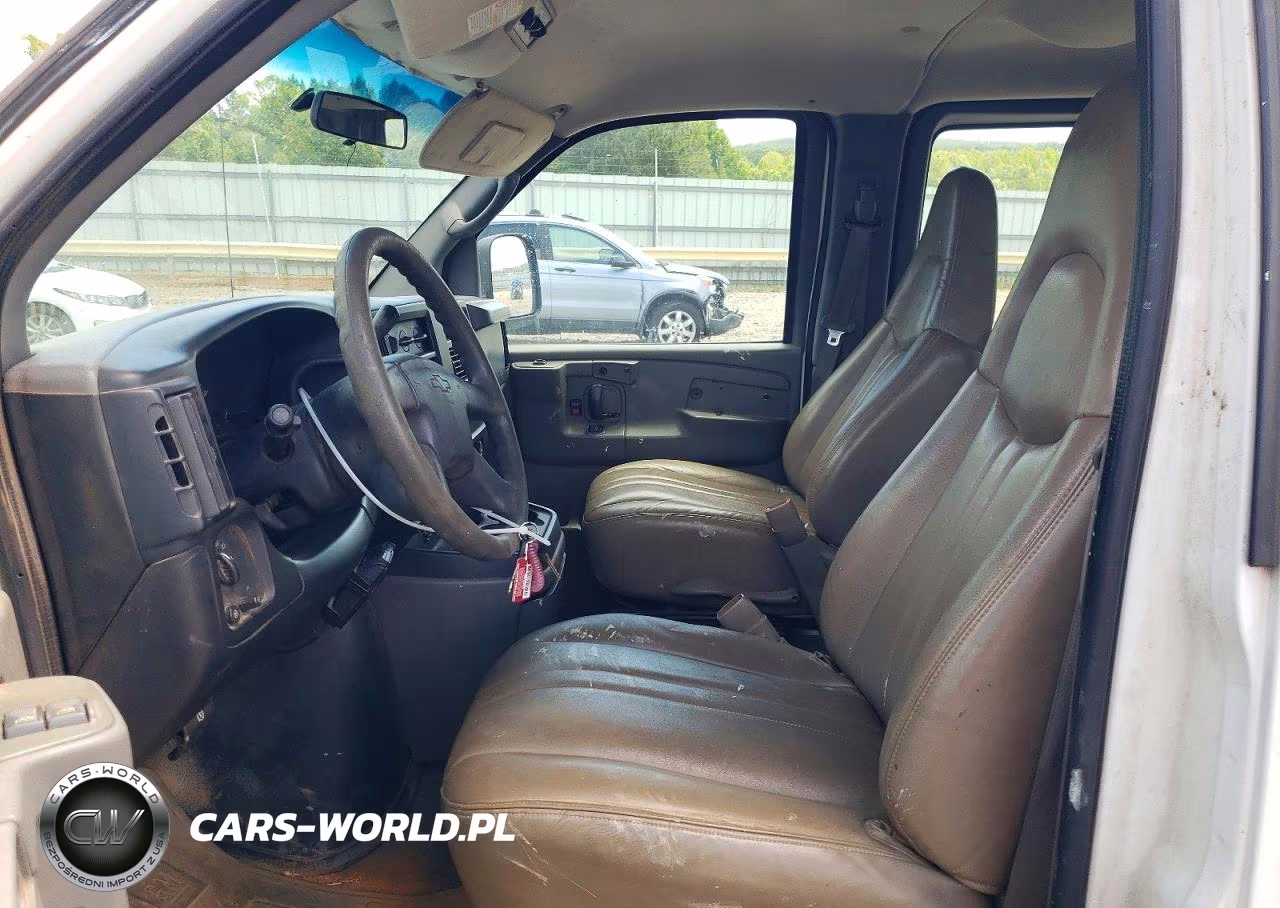 2004 Chevrolet Express G3500 VIN:1GAHG39U541104028 - 7
