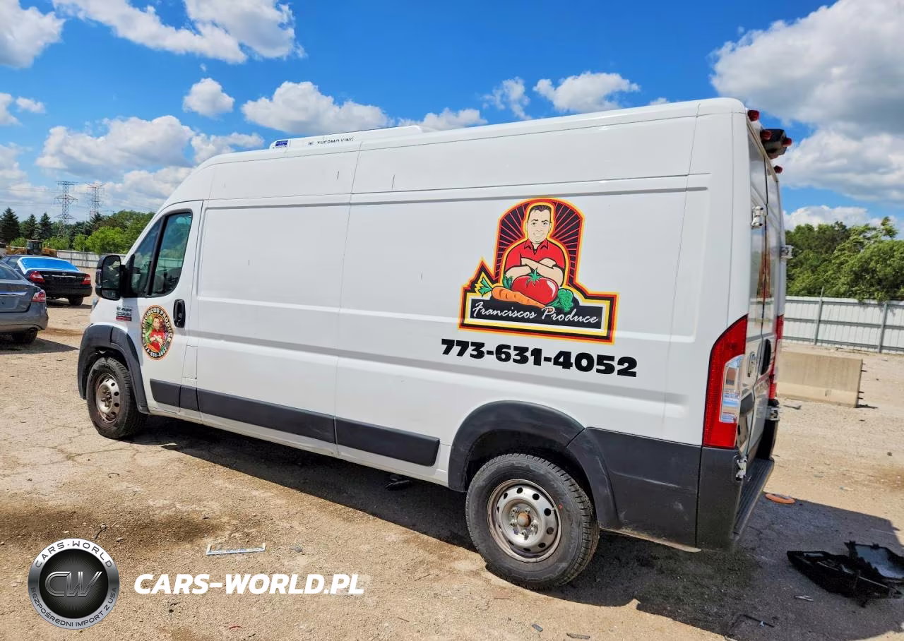 2022 Ram Promaster 2500 Refrigerated Delivery Van VIN:3C6LRVDGXNE108946 - 2