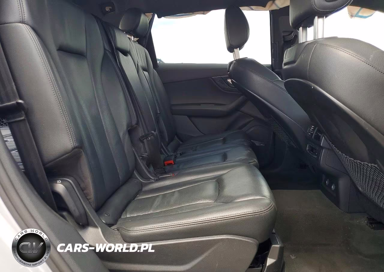 2019 Audi Q7 Premium Plus VIN:WA1LAAF74KD040155 - 11