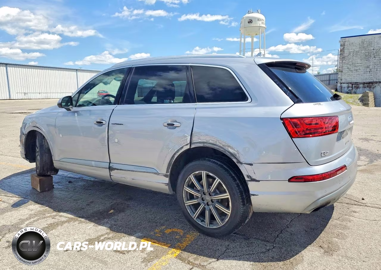 2019 Audi Q7 Premium Plus VIN:WA1LAAF74KD040155 - 2
