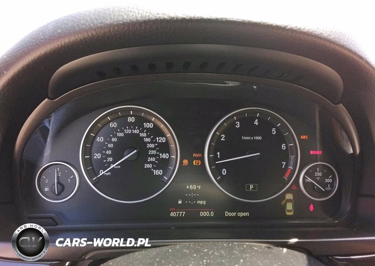 2012 BMW 528 I VIN:WBAXG5C57CDX01594 - 9