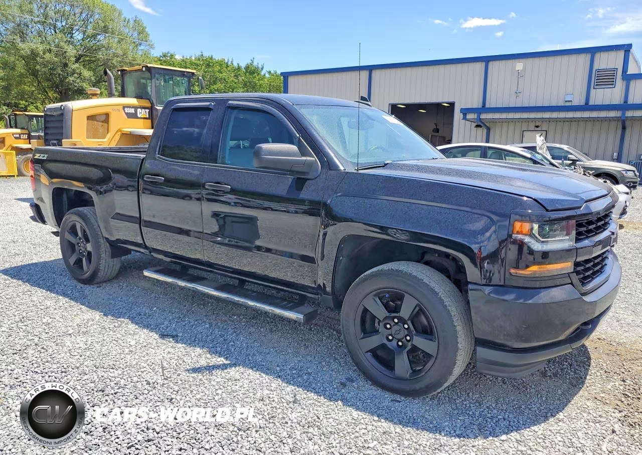 2017 Chevrolet Silverado K1500 Custom VIN:1GCVKPEC4HZ148199 - 4