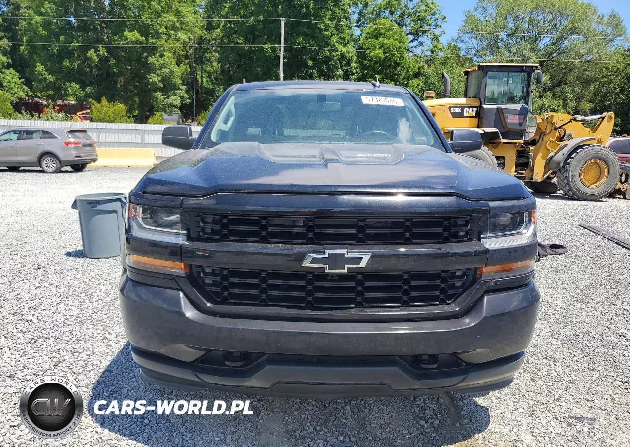 2017 Chevrolet Silverado K1500 Custom VIN:1GCVKPEC4HZ148199 - 5