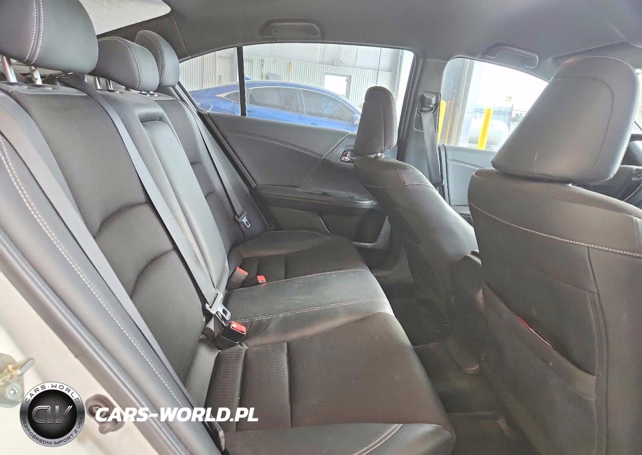 2017 Honda Accord Sport VIN:1HGCR2F52HA300115 - 10