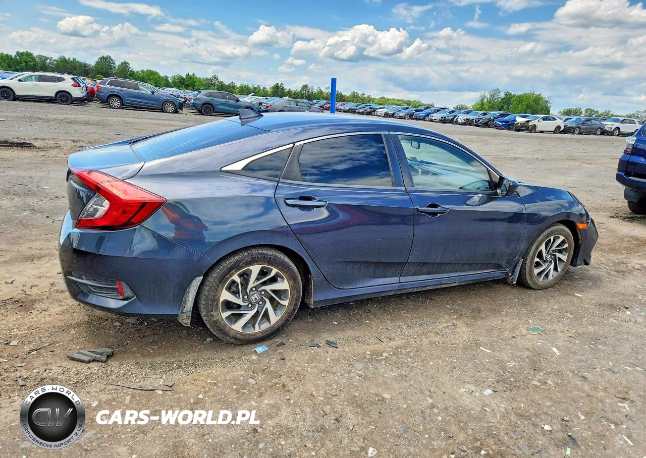 2019 Honda Civic Lx VIN:2HGFC2F6XKH555899 - 3