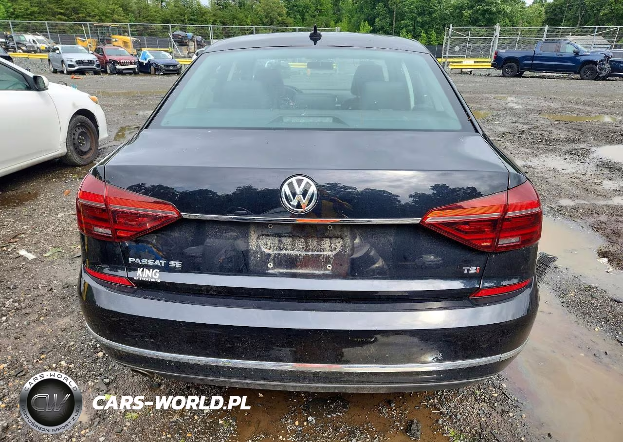 2017 Volkswagen Passat Se VIN:1VWBT7A32HC033624 - 6