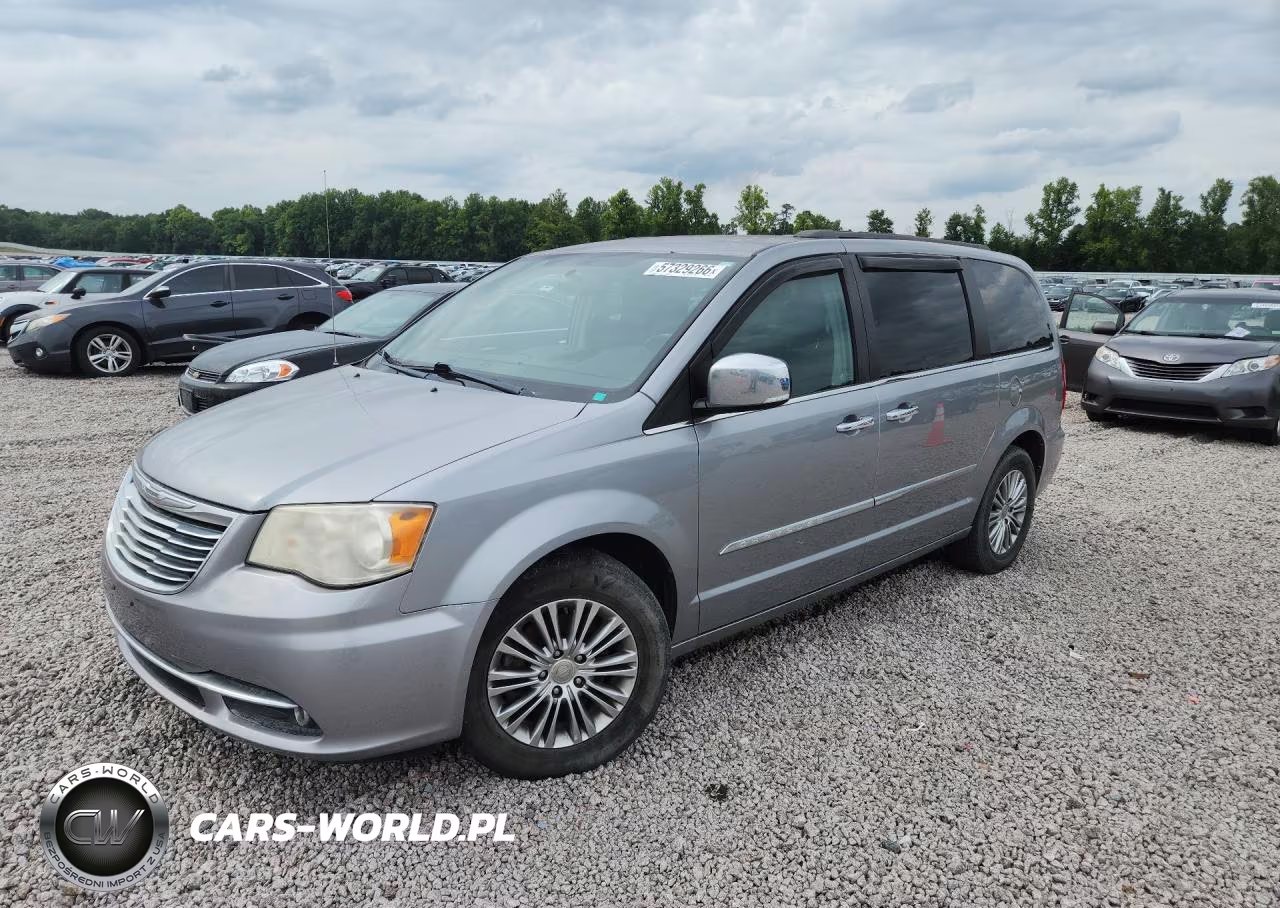 2014 Chrysler Town & Country Touring L – zdjęcie 1 z 13
