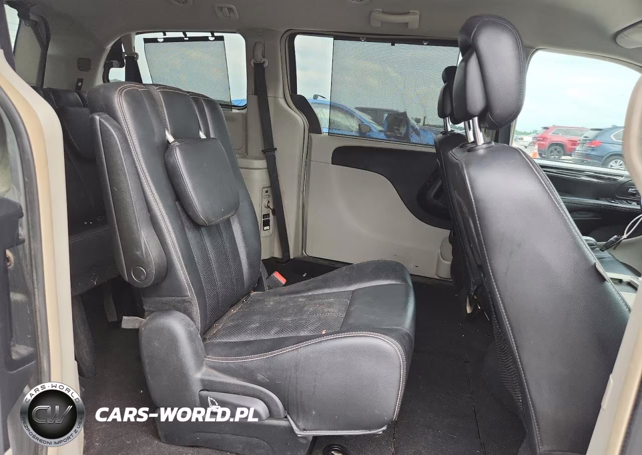 2014 Chrysler Town & Country Touring L VIN:2C4RC1CG7ER365298 - 11