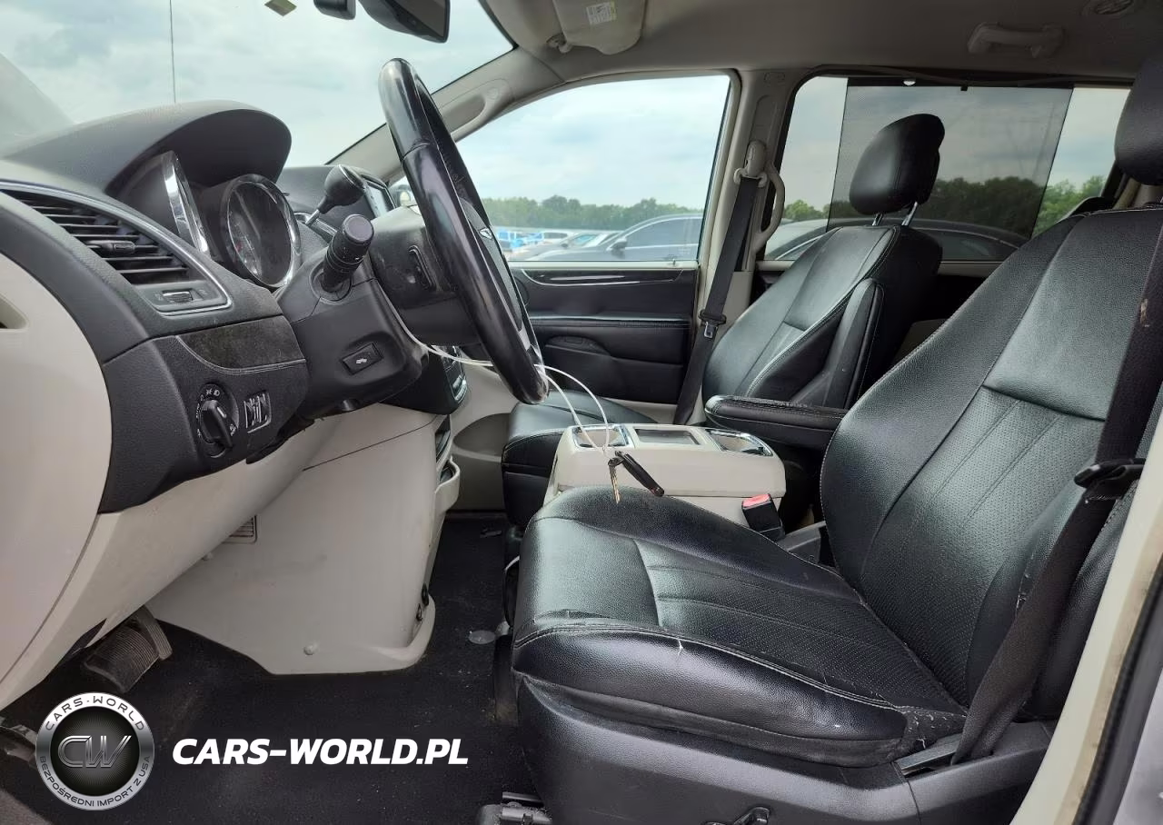 2014 Chrysler Town & Country Touring L VIN:2C4RC1CG7ER365298 - 7