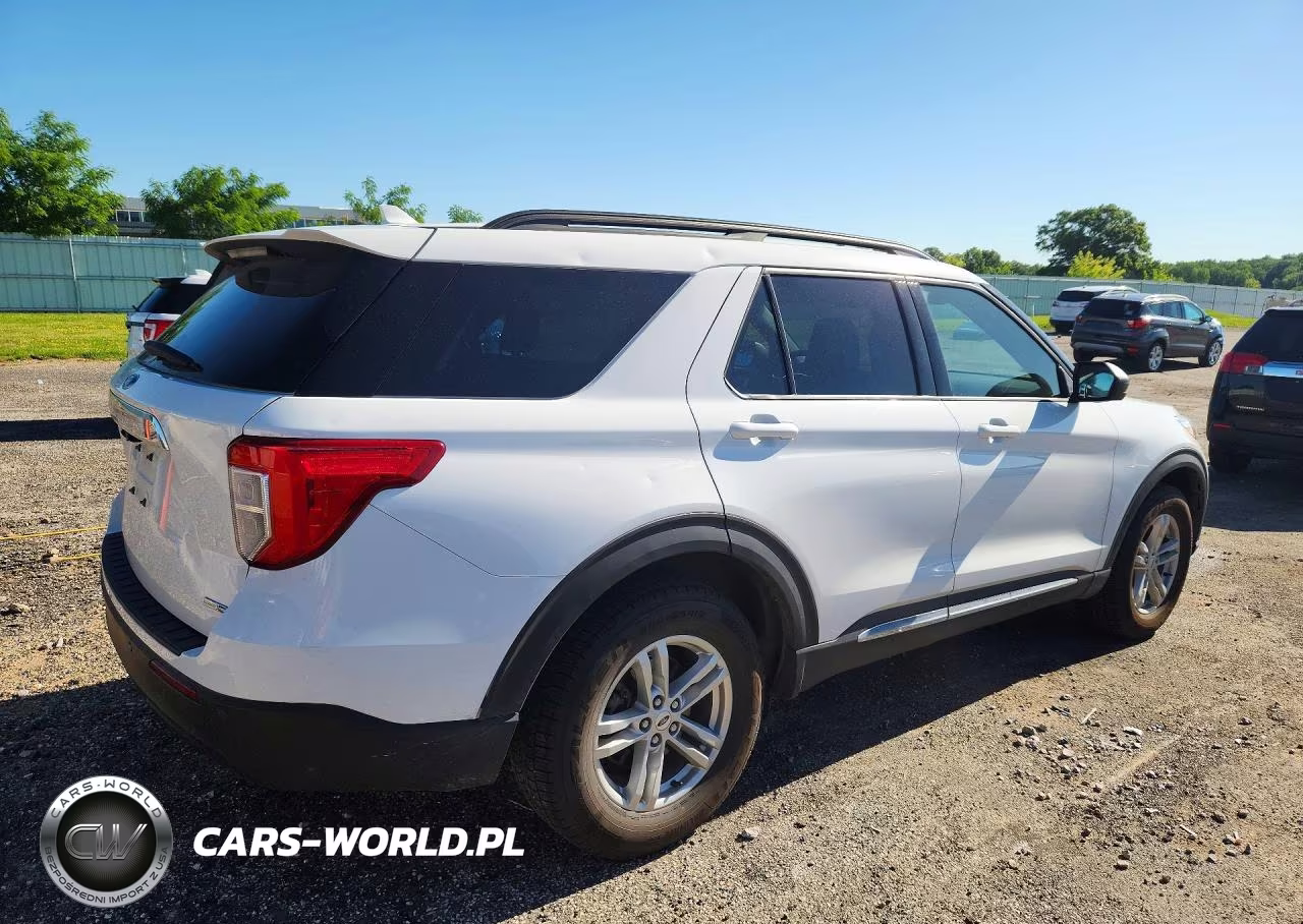 2020 Ford Explorer Xlt VIN:1FMSK8DH7LGC97535 - 3