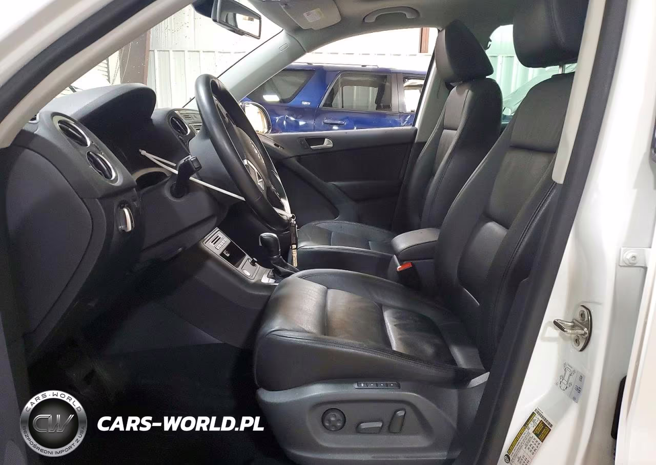 2017 Volkswagen Tiguan Sport VIN:WVGUV7AX7HK022516 - 7