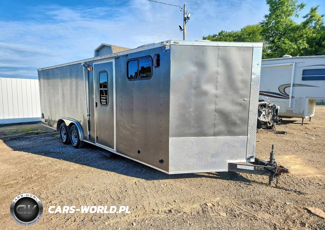 2018 Lark United Vt8.5X24Ta Camper – zdjęcie 1 z 10