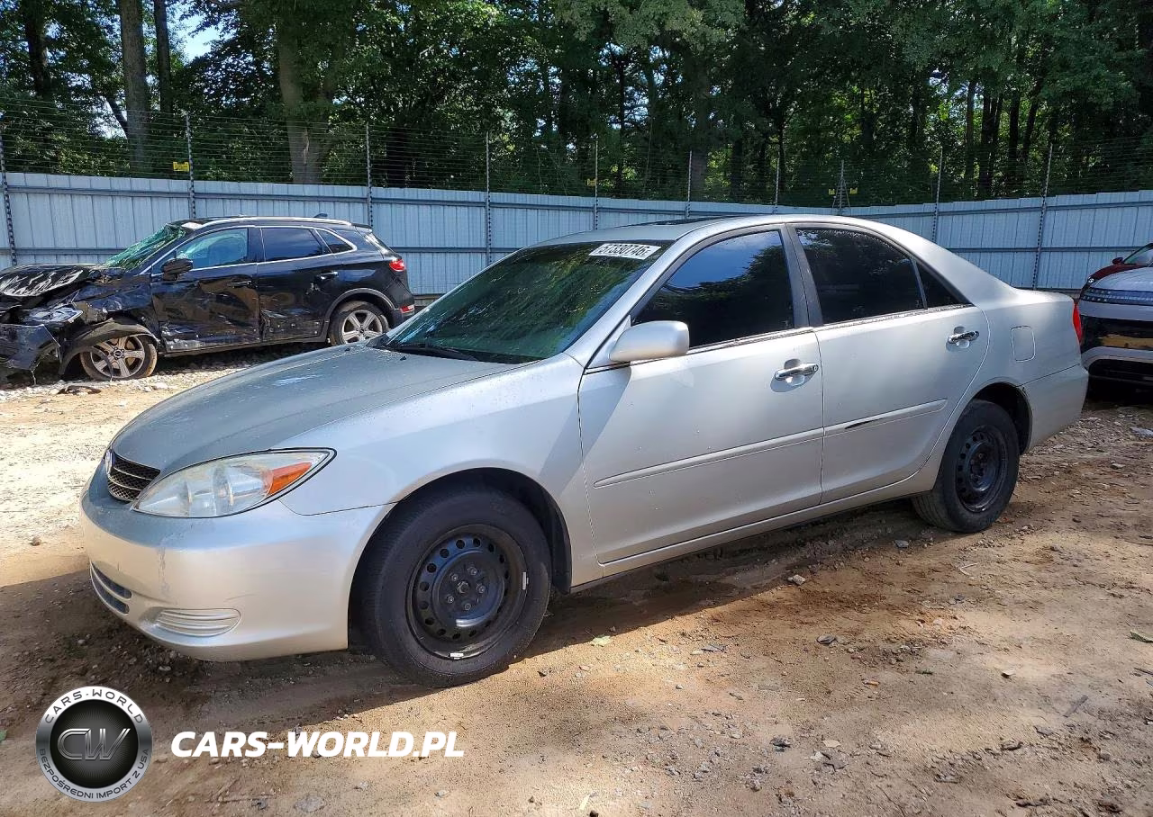 2004 Toyota Camry Le