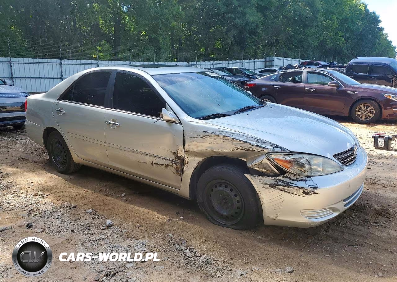 2004 Toyota Camry Le VIN:4T1BE32K94U902196 - 4