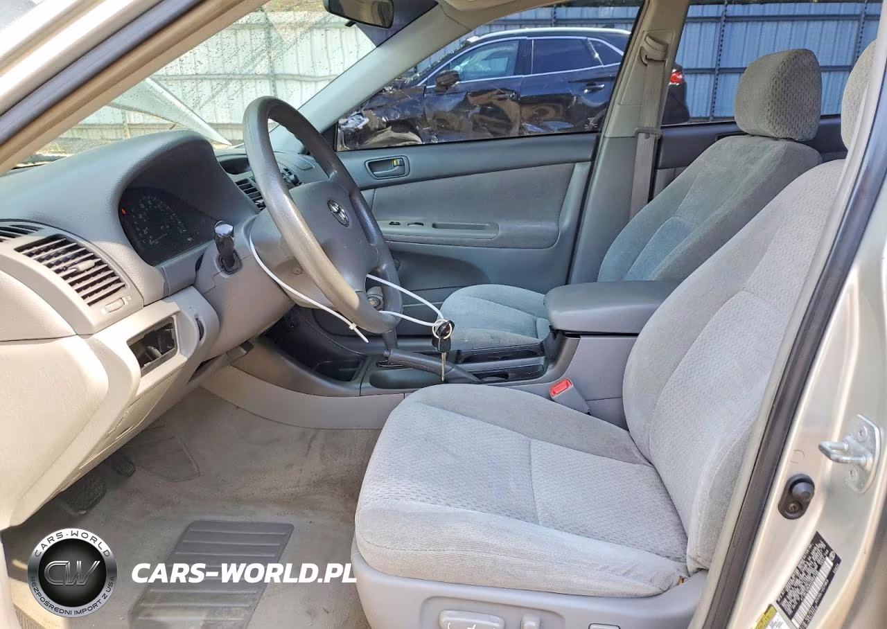 2004 Toyota Camry Le VIN:4T1BE32K94U902196 - 7