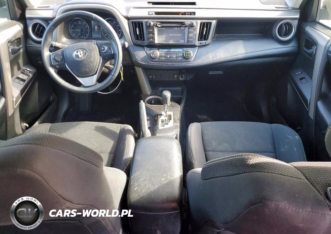 2018 Toyota Rav4 Xle VIN:2T3RFREV7JW816330 - 8