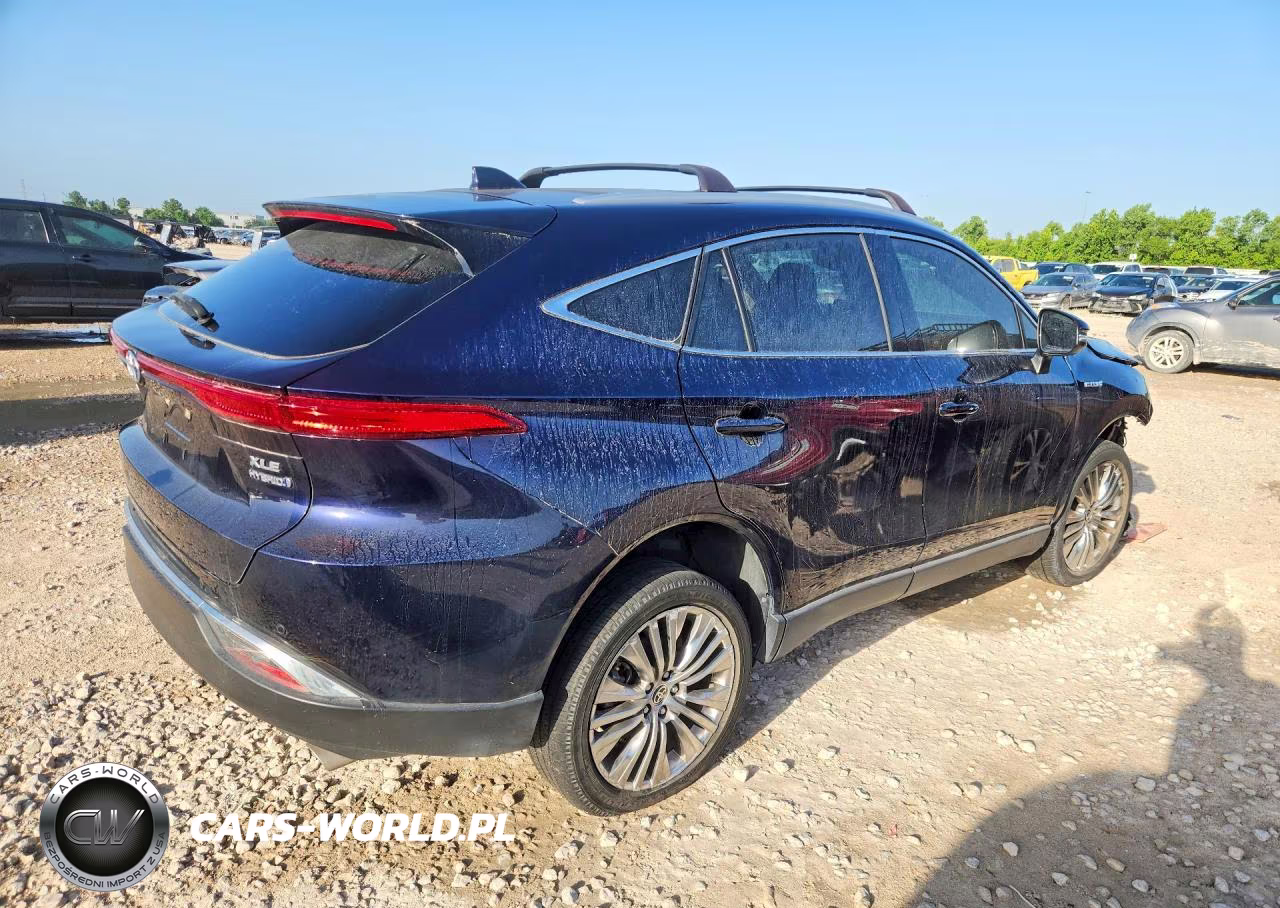 2021 Toyota Venza Xle VIN:JTEAAAAH8MJ078209 - 3