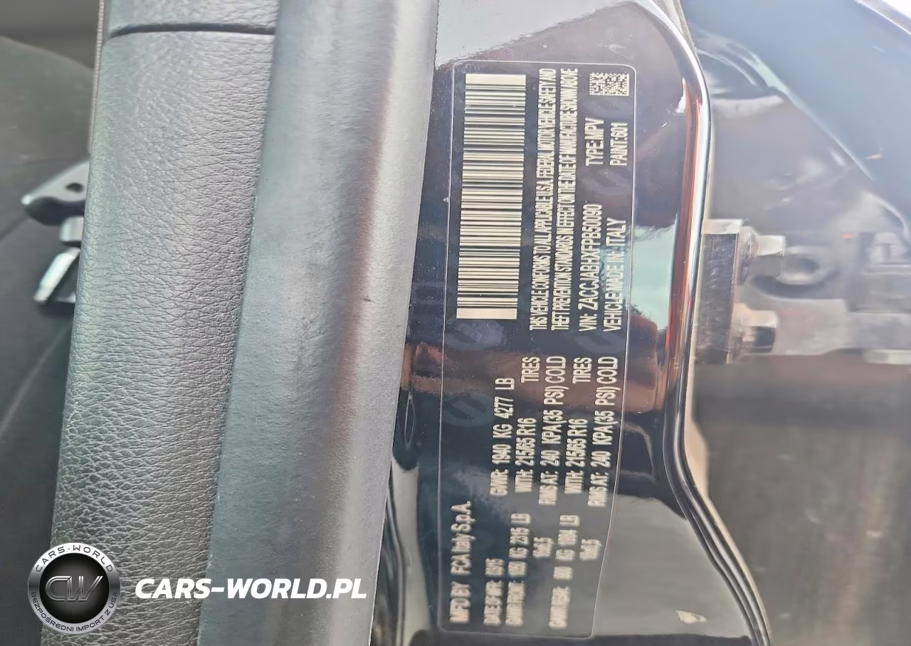 2015 Jeep Renegade Latitude VIN:ZACCJABHXFPB50090 - 12
