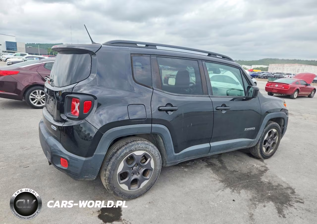 2015 Jeep Renegade Latitude VIN:ZACCJABHXFPB50090 - 3