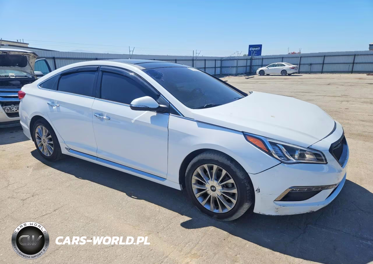 2015 Hyundai Sonata Limited VIN:5NPE34AFXFH142990 - 4