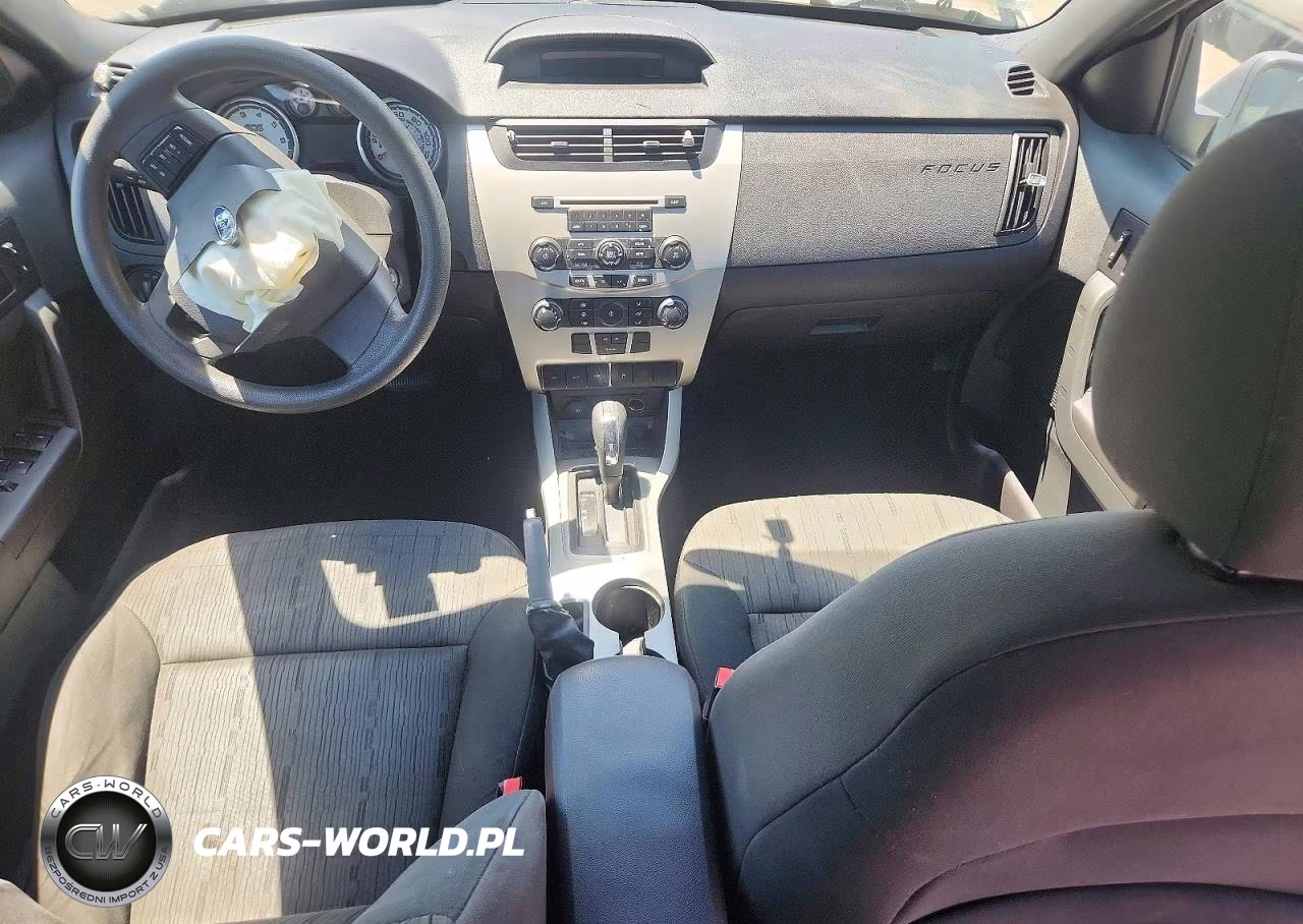 2010 Ford Focus Se VIN:1FAHP3FN0AW247090 - 8