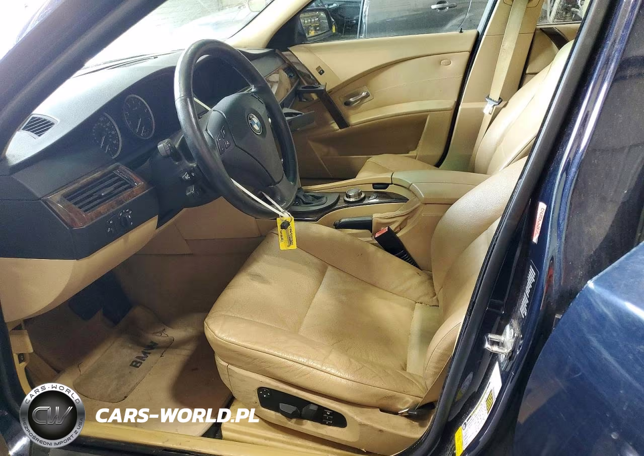2007 BMW 530 Xi VIN:WBANF73567CU26124 - 7