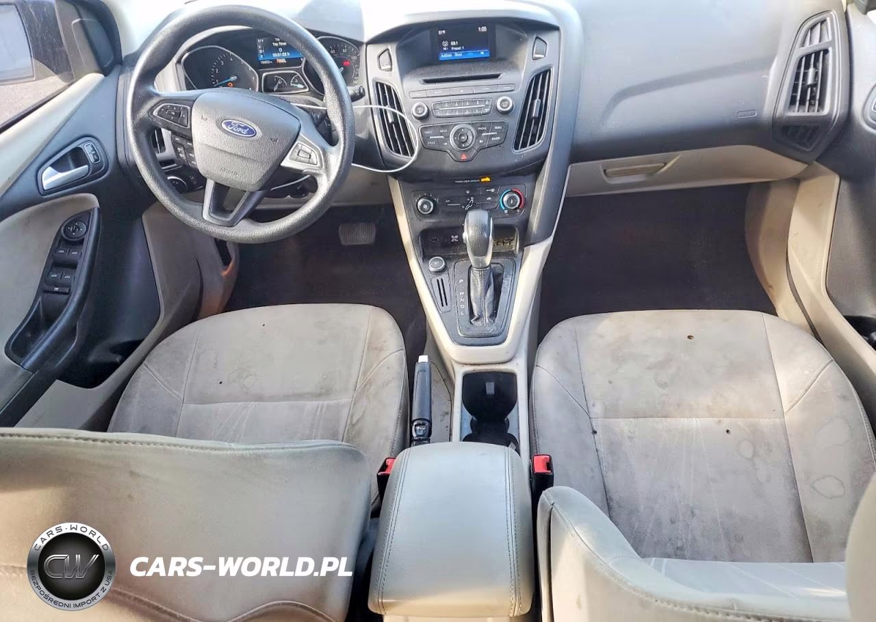 2017 Ford Focus Se VIN:1FADP3K21HL231244 - 8