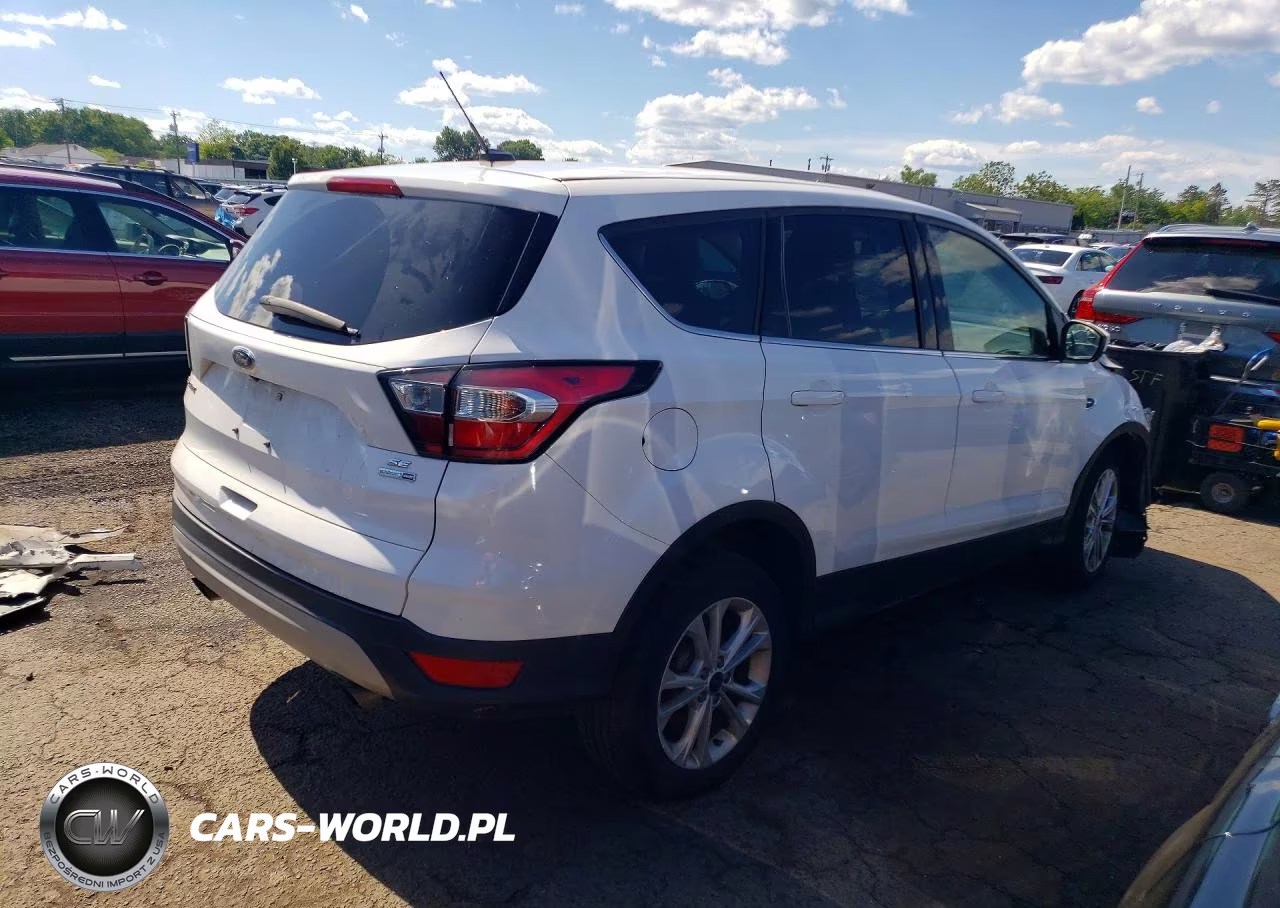 2017 Ford Escape Se VIN:1FMCU9GD6HUB94564 - 3