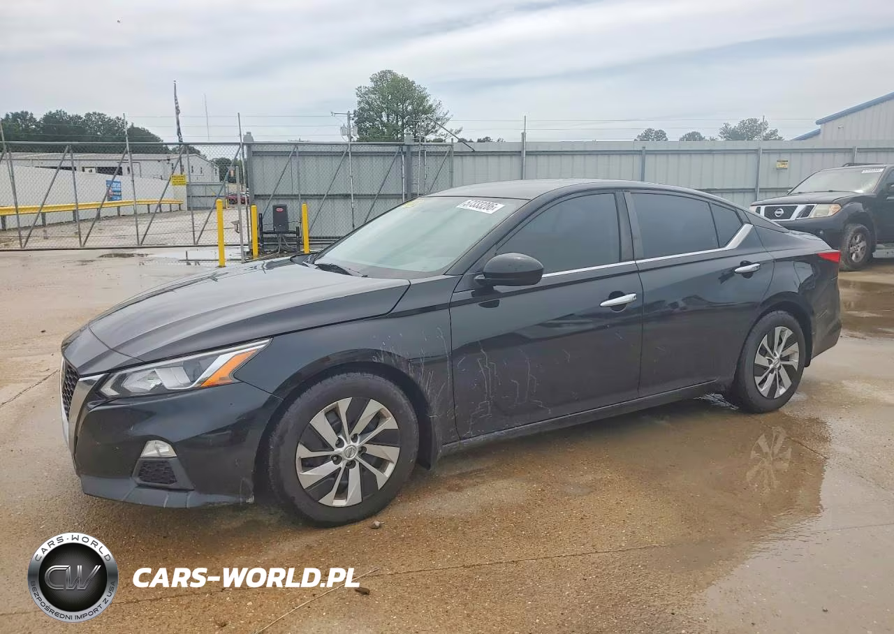 2019 Nissan Altima S