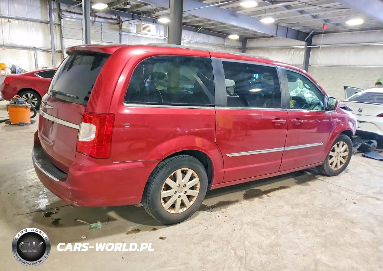 2015 Chrysler Town & Country Touring VIN:2C4RC1BG9FR589028 - 3