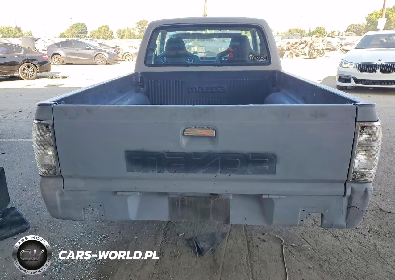 1990 Mazda B2200 Cab Plus VIN:JM2UF323XL0906570 - 6