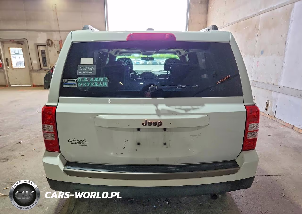 2016 Jeep Patriot Sport VIN:1C4NJPBB9GD796082 - 6