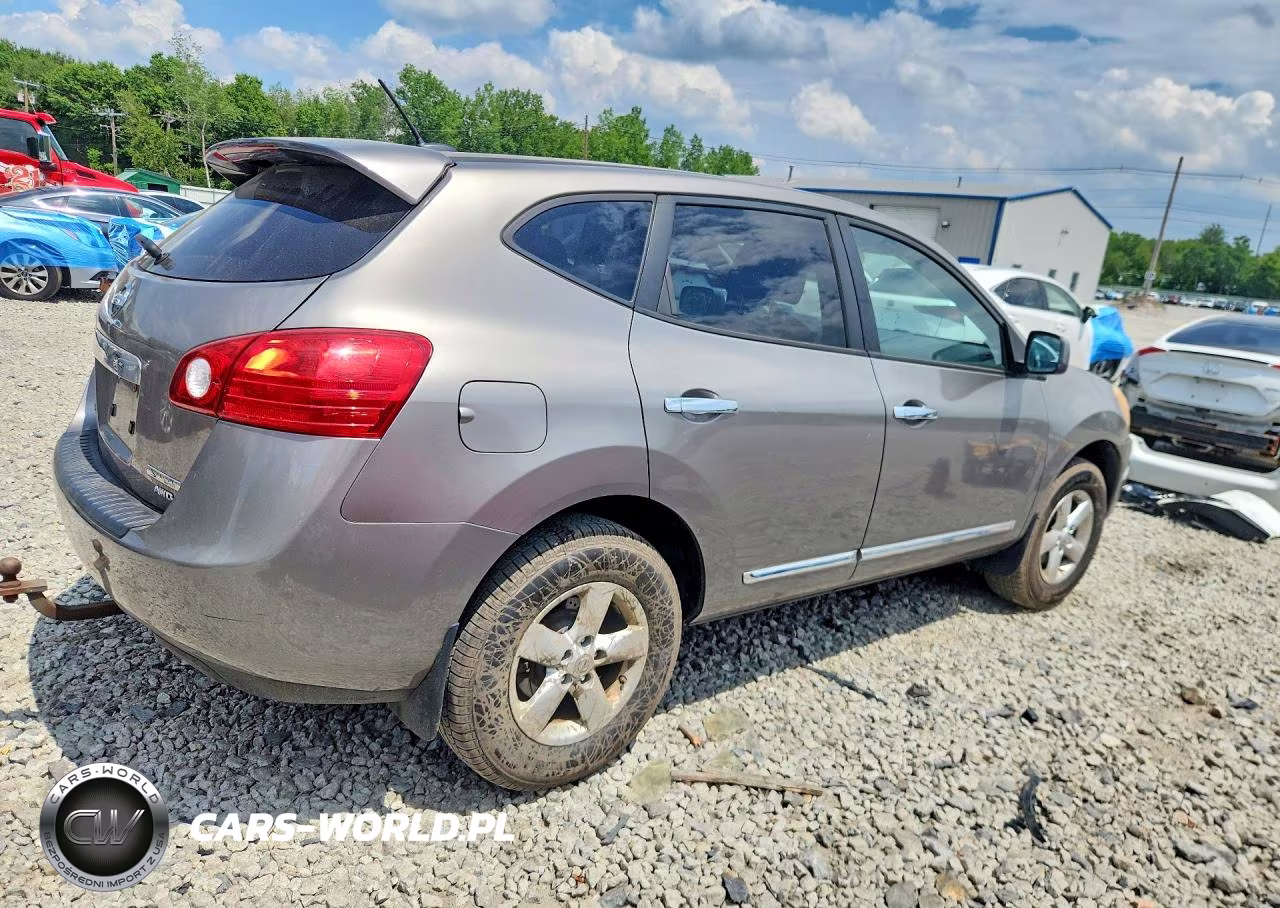 2013 Nissan Rogue S VIN:JN8AS5MV6DW620599 - 3