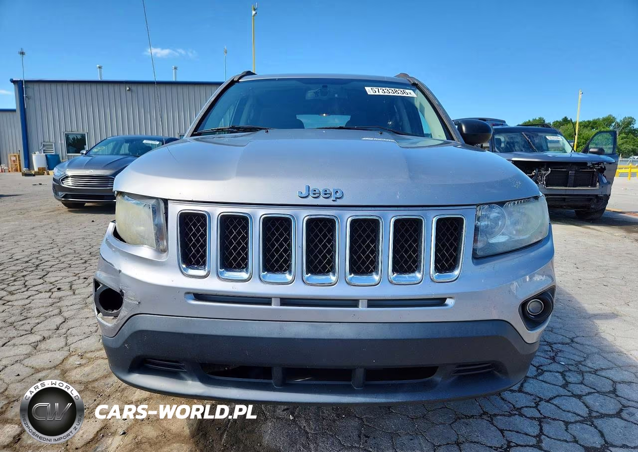 2016 Jeep Compass Sport VIN:1C4NJCBA3GD513286 - 5