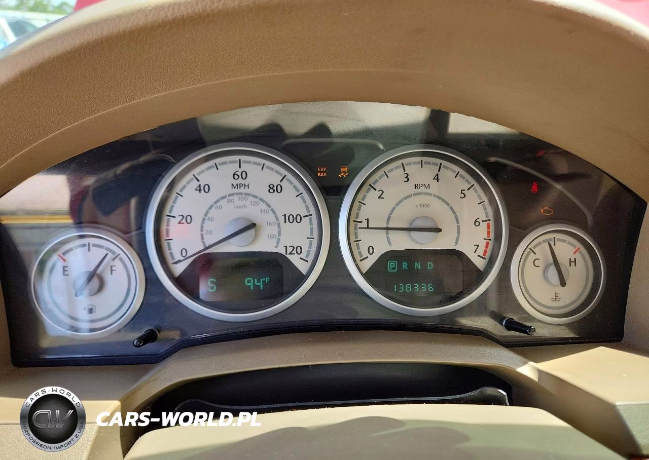 2008 Chrysler Town & Country Lx VIN:2A8HR44H08R637478 - 9