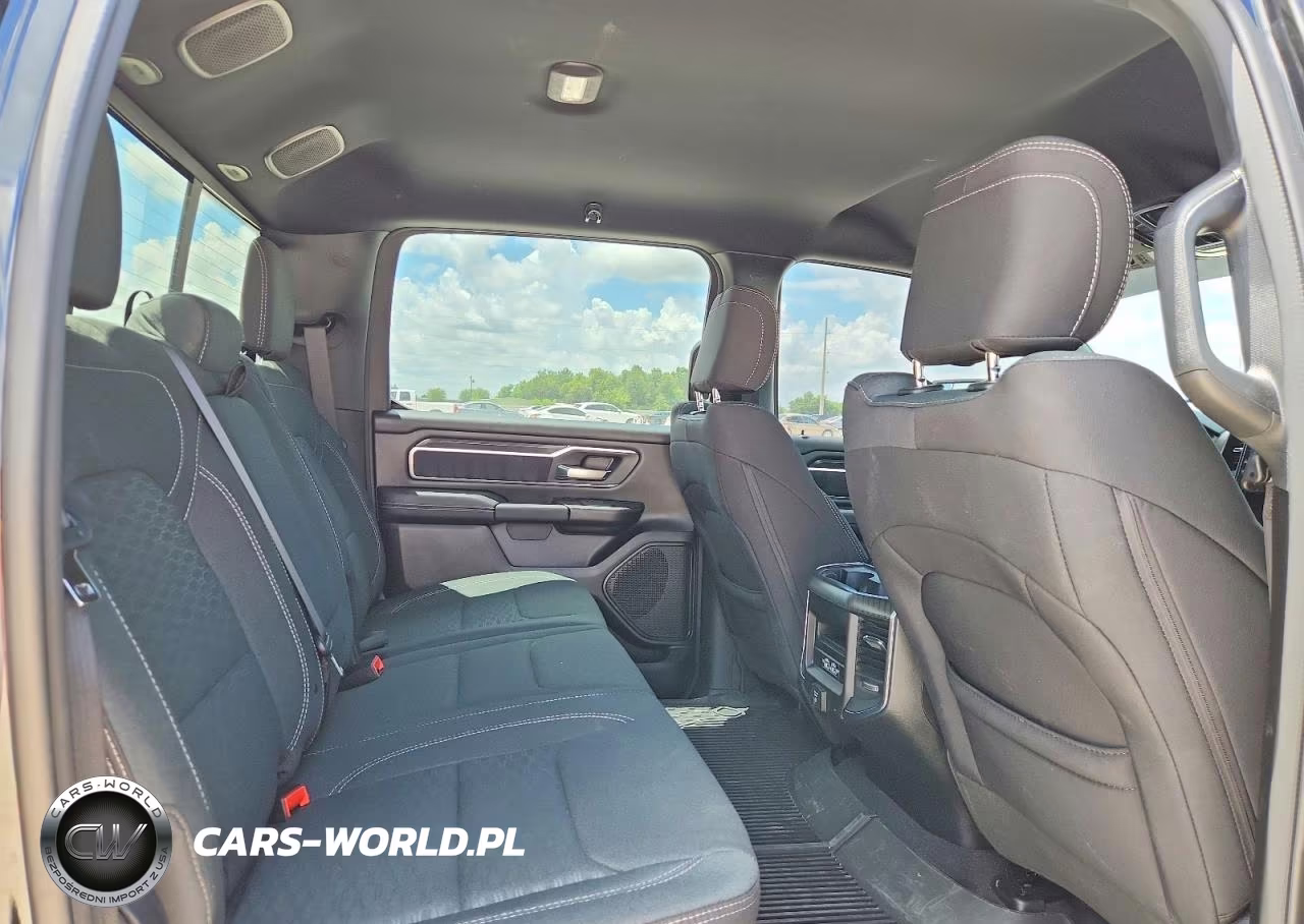 2025 Ram 1500 Big Horn VIN:1C6RRFFG9SN642346 - 10