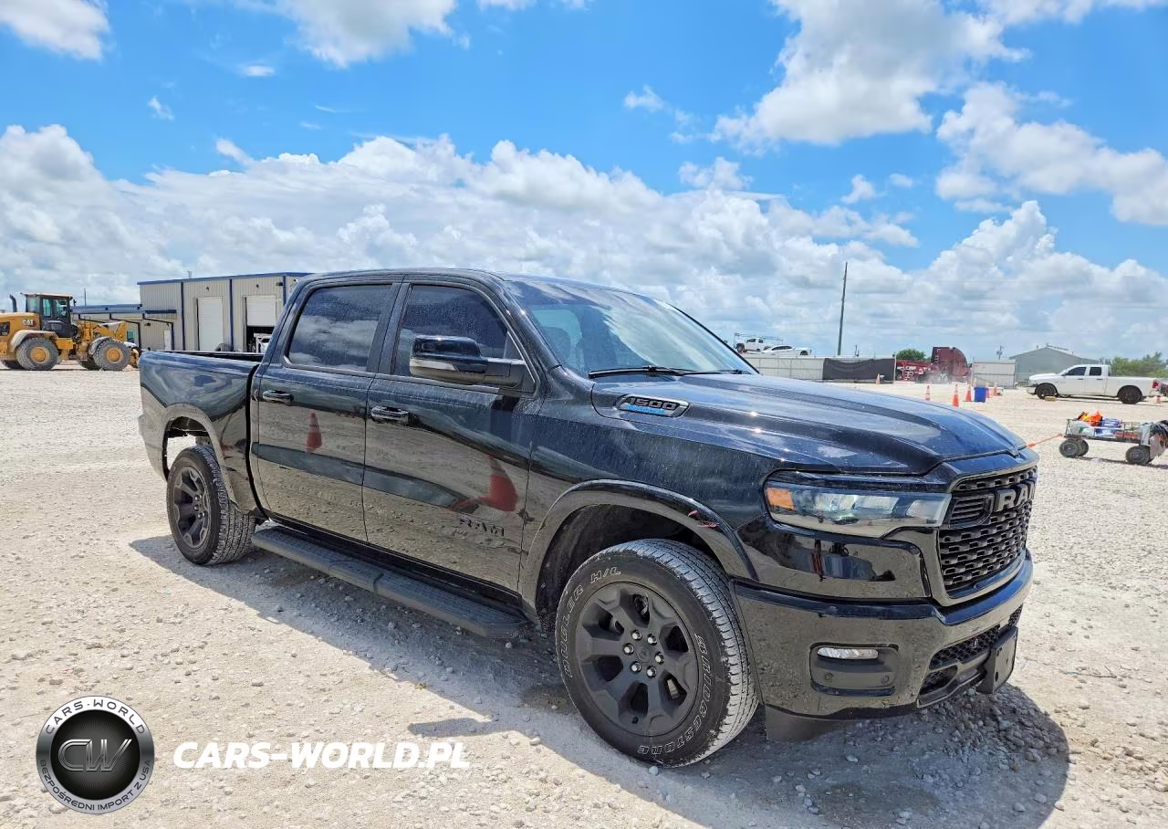 2025 Ram 1500 Big Horn VIN:1C6RRFFG9SN642346 - 4