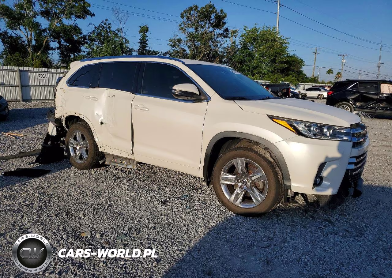 2019 Toyota Highlander Limited VIN:5TDDZRFH4KS736609 - 4