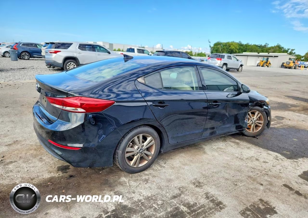 2018 Hyundai Elantra Value Edition VIN:5NPD84LF9JH382163 - 3