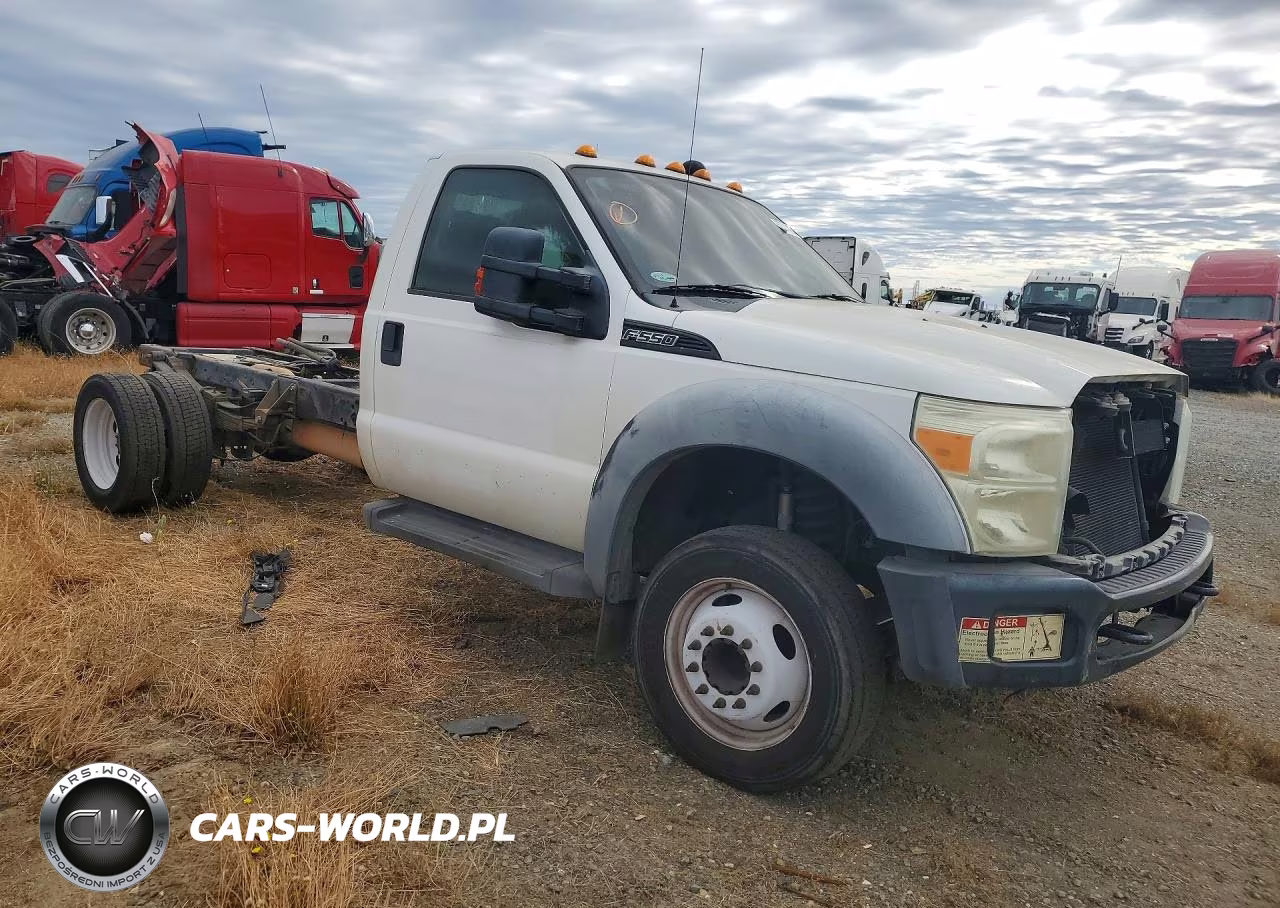 2011 Ford F550 Super Duty VIN:1FDUF5GY8BEC37362 - 4