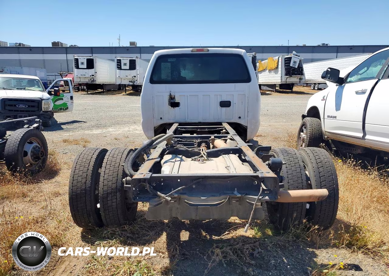 2011 Ford F550 Super Duty VIN:1FDUF5GY8BEC37362 - 6
