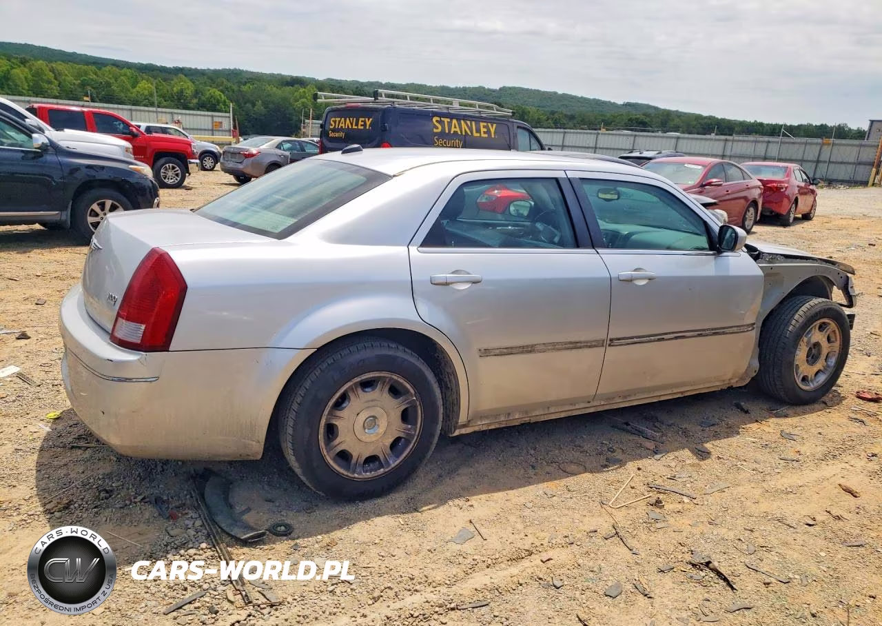 2005 Chrysler 300 Touring VIN:2C3JA53G45H643658 - 3