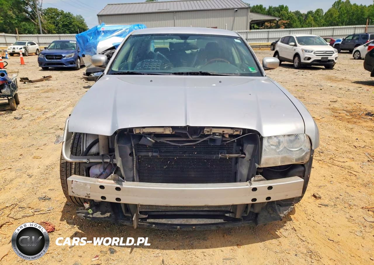 2005 Chrysler 300 Touring VIN:2C3JA53G45H643658 - 5