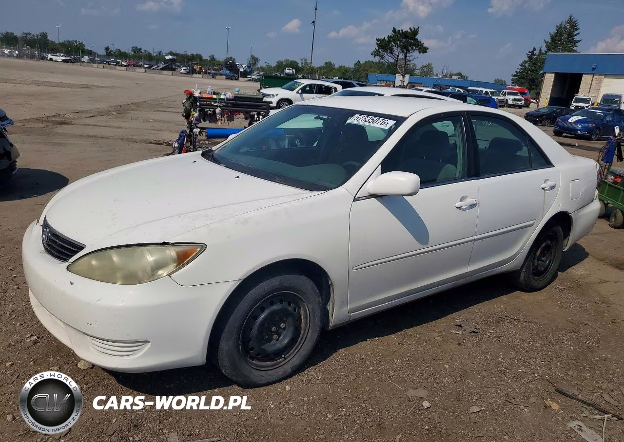 2005 Toyota Camry Le