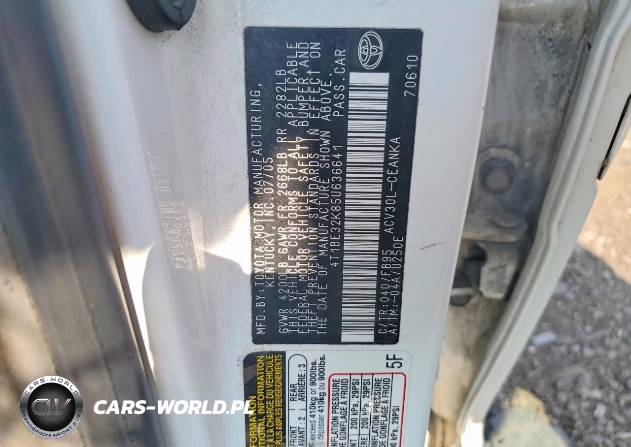 2005 Toyota Camry Le VIN:4T1BE32K85U636641 - 12