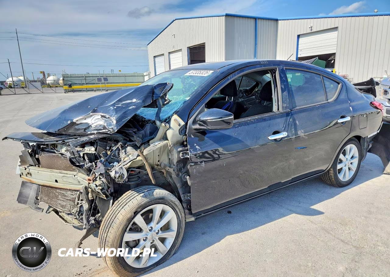 2015 Nissan Versa 1.6 Sl – zdjęcie 1 z 13