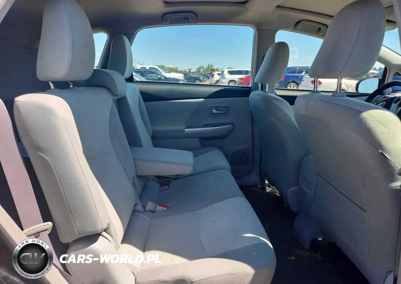 2014 Toyota Prius V Three VIN:JTDZN3EU9EJ012249 - 10